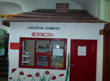 Su&nbsp;biedroneczka gości spółdzielców z&nbsp;krakowa