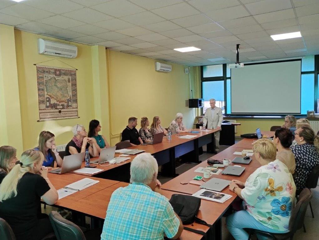 Wakacyjne szkolenia dla instruktorów i opiekunów spółdzielni uczniowskich - Kraków, lipiec-sierpień 2025 r.
