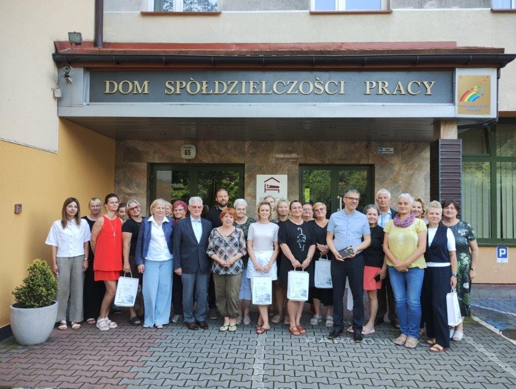 Wakacje to&nbsp;czas odpoczynku i&nbsp;podnoszenia kompetencji opiekunów