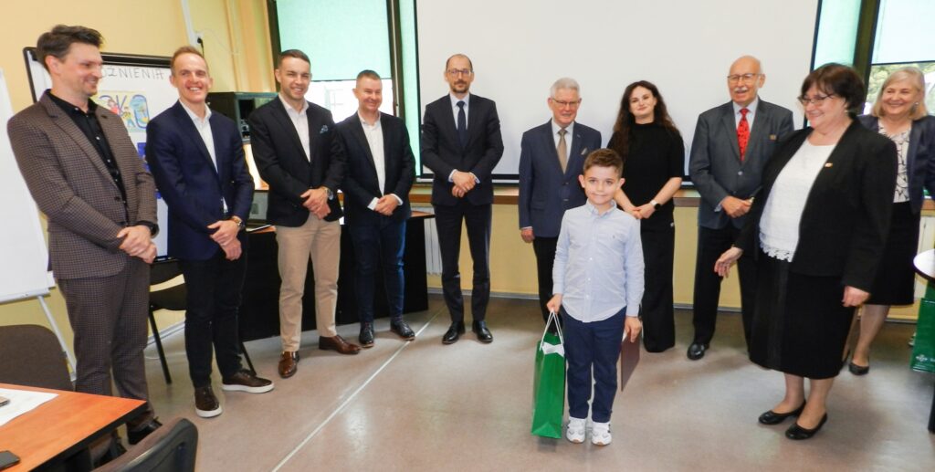 Młodzi oszczędzają aby realizować swoje marzenia - Gala wręczenia nagród laureatom konkursu SKO - wyróżnienie - Szymon Szostek (Szkoła Podstawowa w Bruśniku)